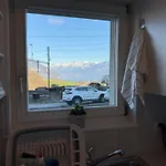 With And Mountain View * Spiez