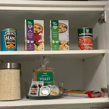 Lejlighed With And Mountain View *