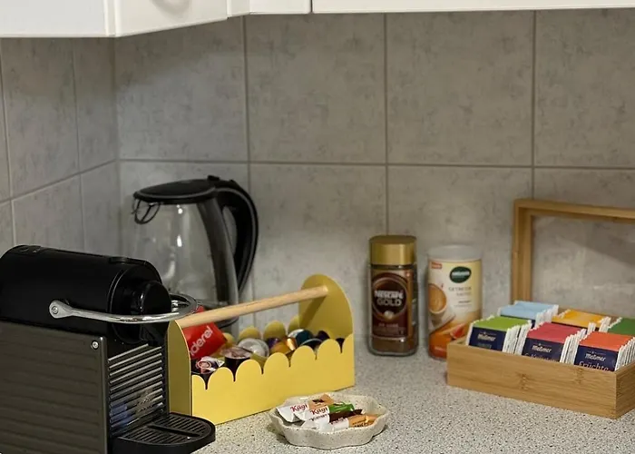 With And Mountain View *