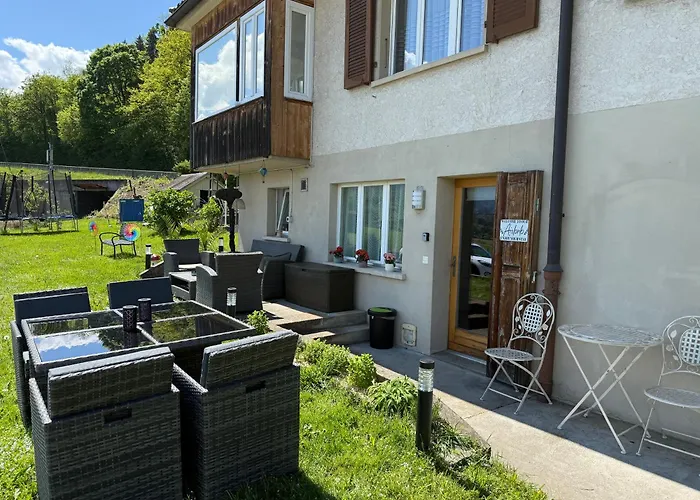 With And Mountain View Apartment