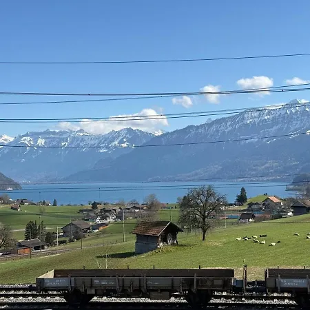 With And Mountain View Appartement