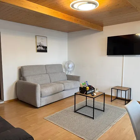 With And Mountain View Spiez